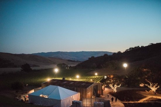 laid-back-luxury-winery-wedding