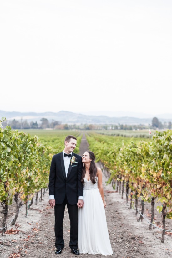 late-summer-romance-winery-wedding