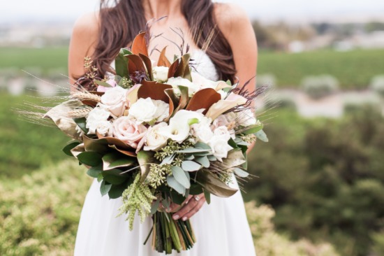 late-summer-romance-winery-wedding
