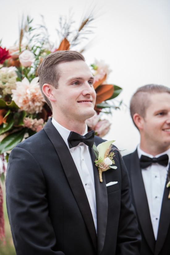 late-summer-romance-winery-wedding