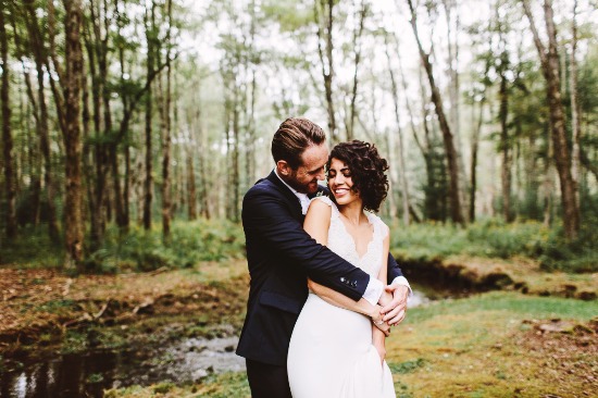 lovely-wedding-full-of-love-and-rain