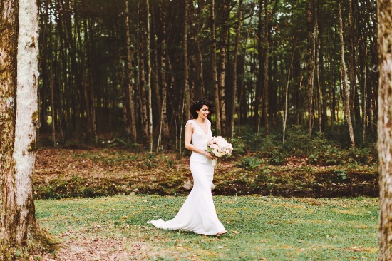 lovely-wedding-full-of-love-and-rain