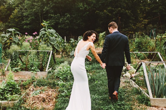 lovely-wedding-full-of-love-and-rain
