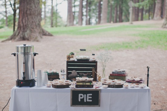 lovely-wedding-in-the-woods