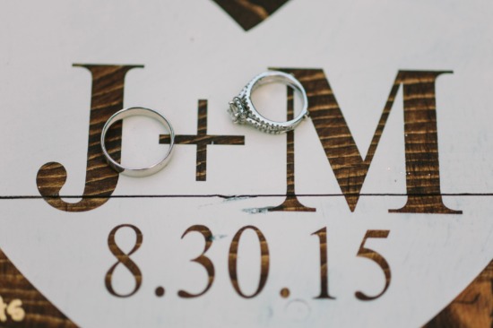 mint-pink-and-gold-rustic-wedding