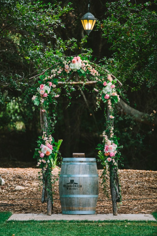 mint-pink-and-gold-rustic-wedding