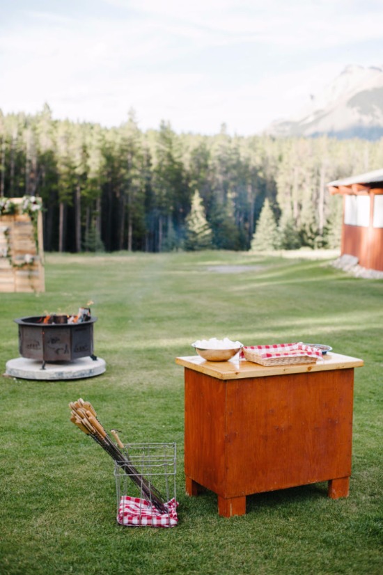 natural-beauty-mountain-wedding