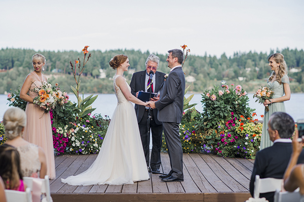 peach-and-orange-garden-wedding