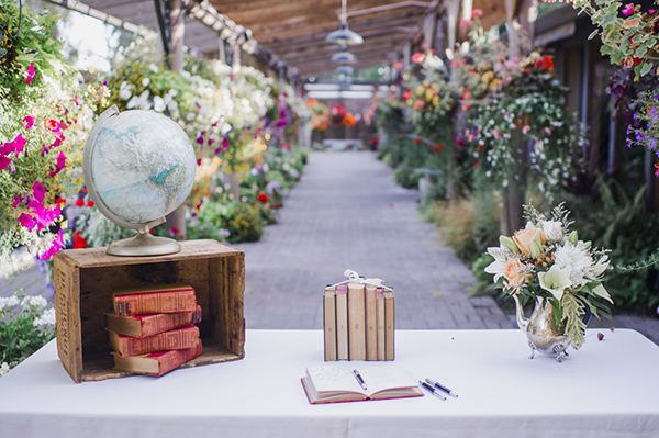 peach-and-orange-garden-wedding