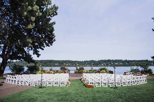 peach-and-orange-garden-wedding
