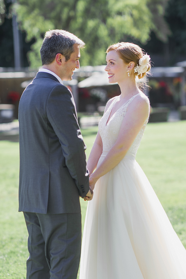 peach-and-orange-garden-wedding
