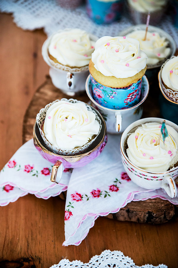 pink-and-blue-tea-party-wedding