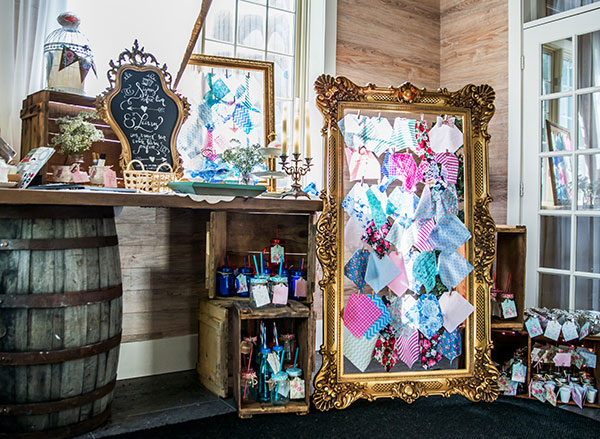 pink-and-blue-tea-party-wedding