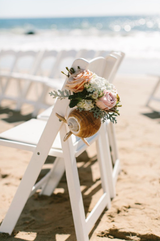 beach ceremony @weddingchicks