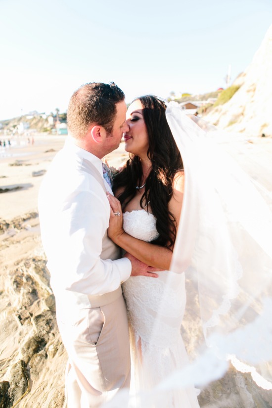 pink-and-white-beach-wedding-at