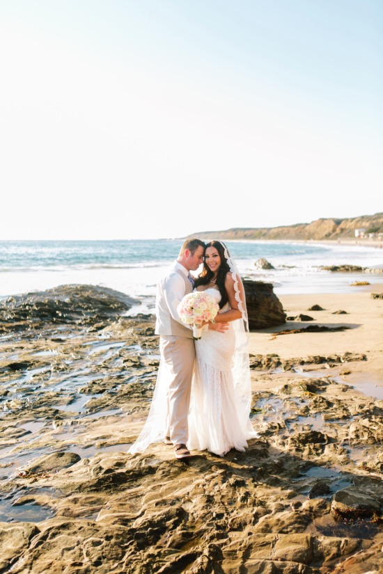 pink-and-white-beach-wedding-at