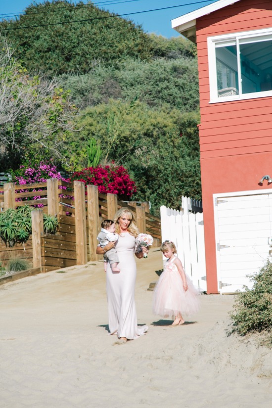 pink-and-white-beach-wedding-at
