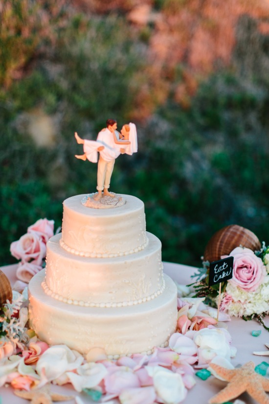 pink-and-white-beach-wedding-at