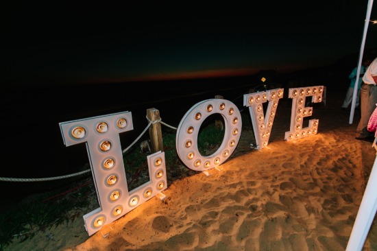 pink-and-white-beach-wedding-at