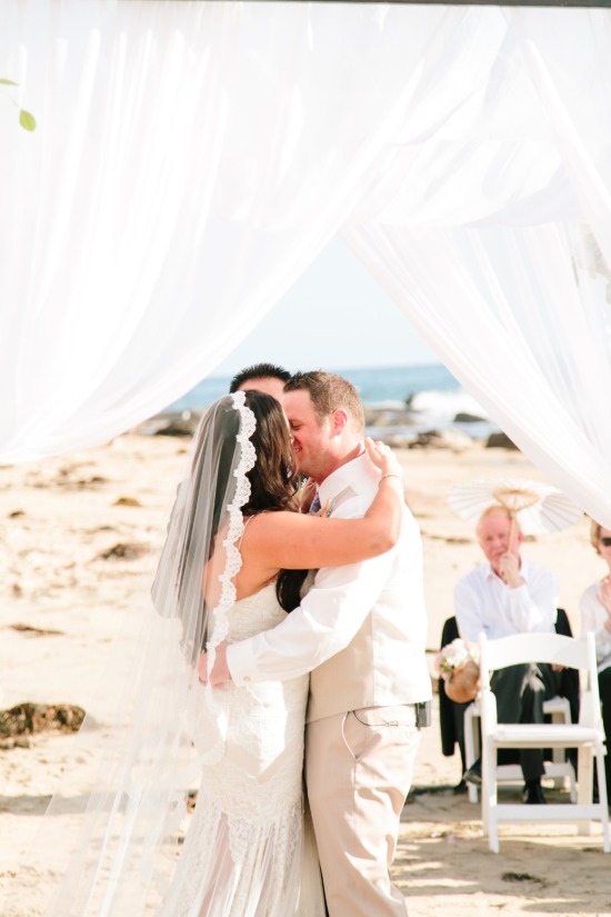 pink-and-white-beach-wedding-at