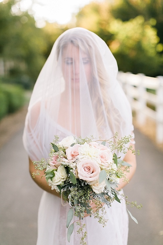 pretty-blush-and-purple-wedding