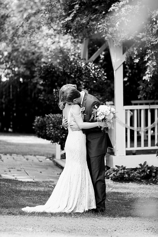 pretty-blush-and-purple-wedding