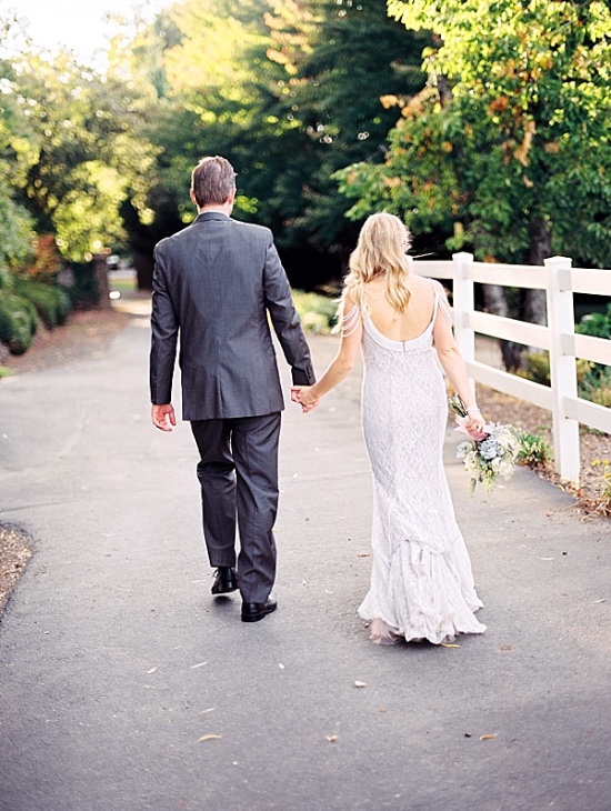 pretty-blush-and-purple-wedding