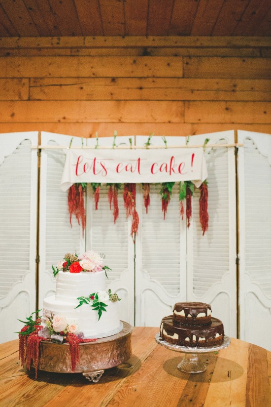 red-green-and-gold-shabby-chic-wedding