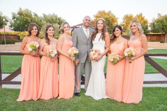 simple-rustic-winery-wedding