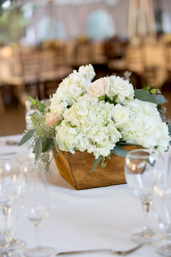 touch-of-glam-outdoor-wedding
