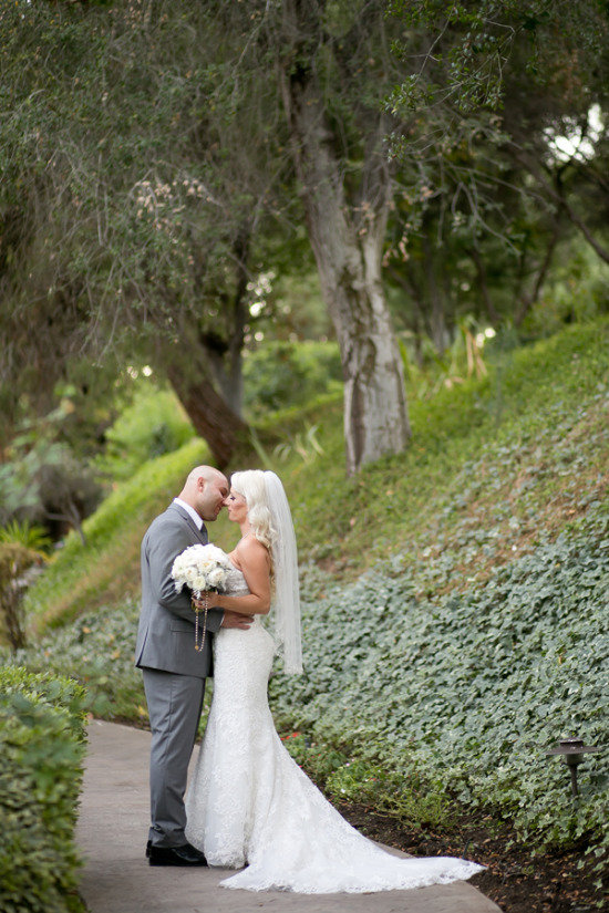 touch-of-glam-outdoor-wedding