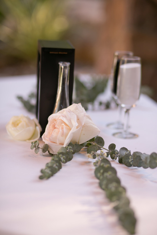 touch-of-glam-outdoor-wedding