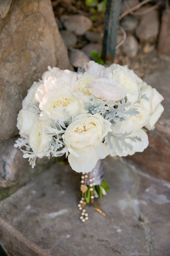 touch-of-glam-outdoor-wedding