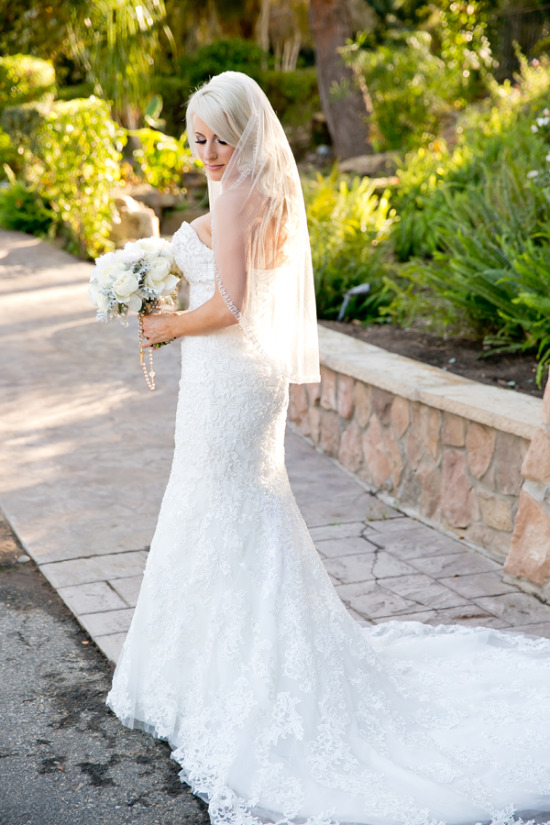 touch-of-glam-outdoor-wedding
