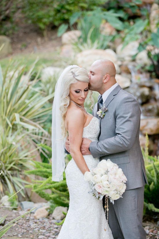 touch-of-glam-outdoor-wedding