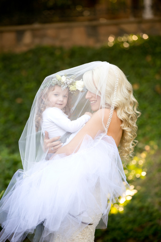 touch-of-glam-outdoor-wedding
