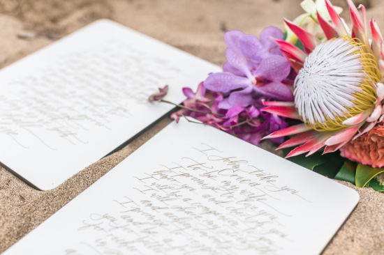 tropical-hawaiian-beach-wedding