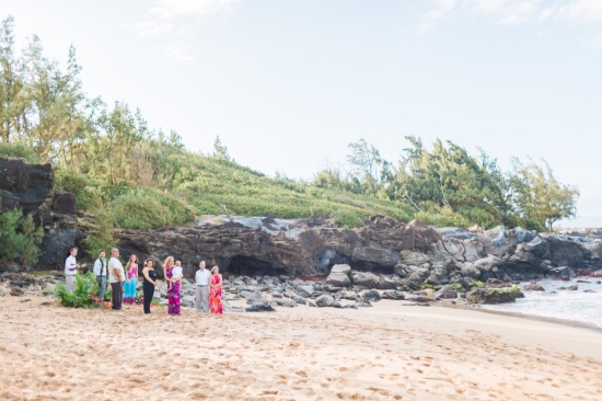 tropical-hawaiian-beach-wedding