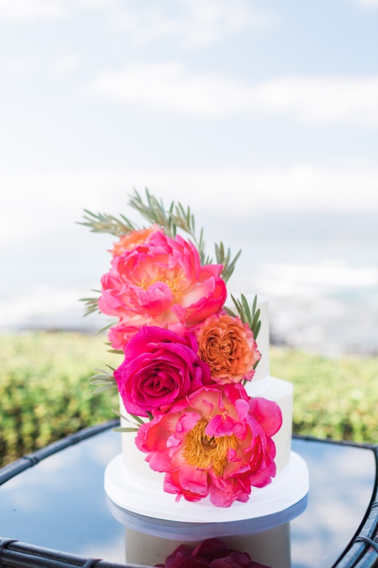 tropical-hawaiian-beach-wedding