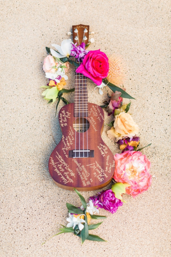 tropical-hawaiian-beach-wedding