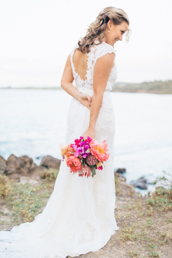 tropical-hawaiian-beach-wedding