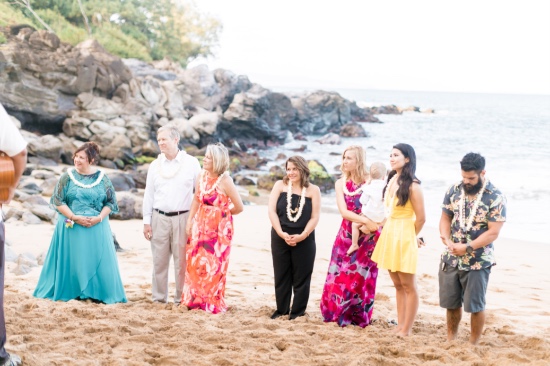 tropical-hawaiian-beach-wedding