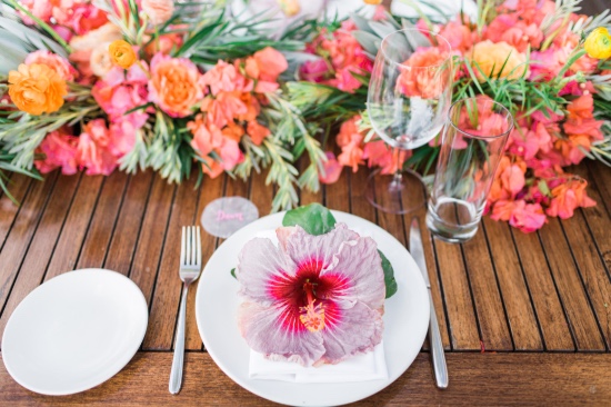 tropical-hawaiian-beach-wedding