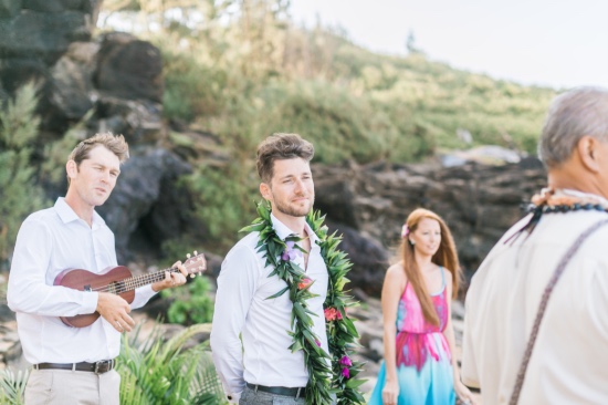 tropical-hawaiian-beach-wedding