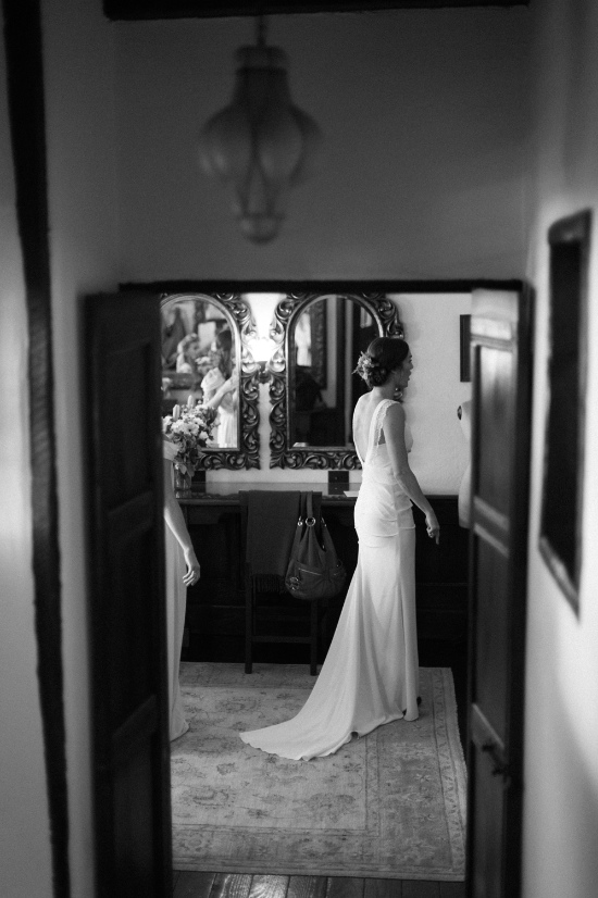 very-pretty-villa-wedding