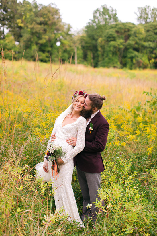 Whimsical wedding photography ideas in field