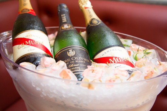 champagne-bridal-brunch