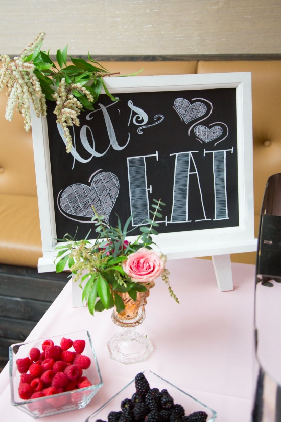 champagne-bridal-brunch