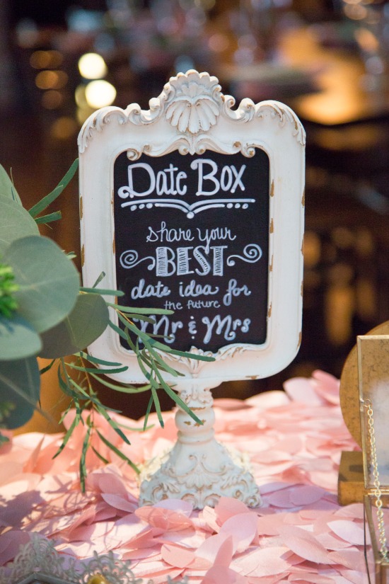 champagne-bridal-brunch