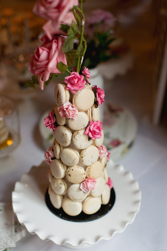 Macaron cake with roses